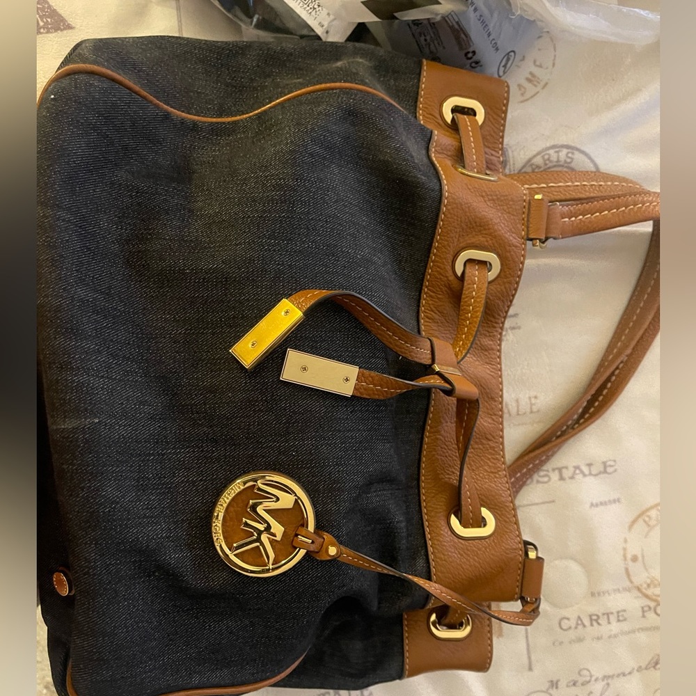 Michael Khors handbag